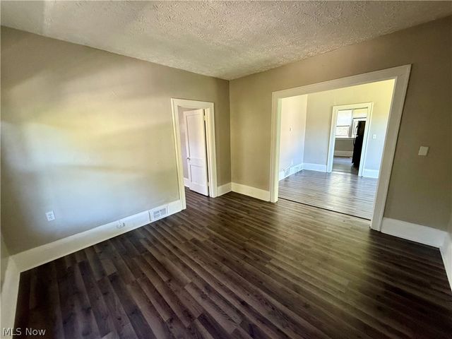 866 Beardsley Street 2, Akron, OH 44311