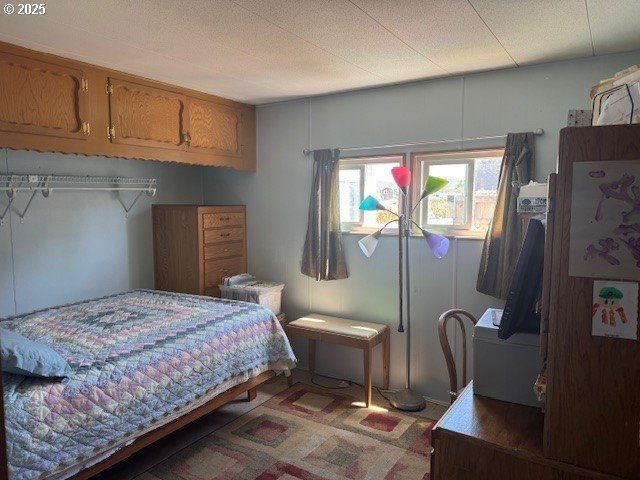 955 Ne MILL St A16, Waldport, OR 97394