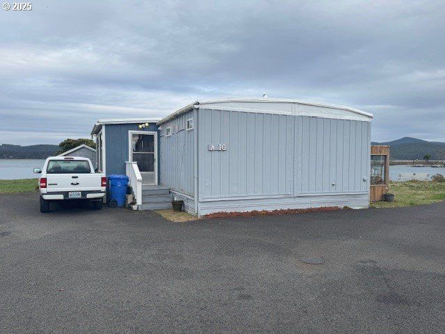 955 Ne MILL St A16, Waldport, OR 97394