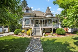 401 Matheson St, Healdsburg, CA 95448