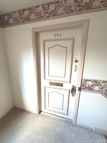 7500 Callaghan Rd Apt 254, San Antonio, TX 78229