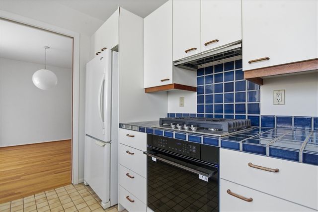 1510 Barnard Road, Ann Arbor, MI 48103