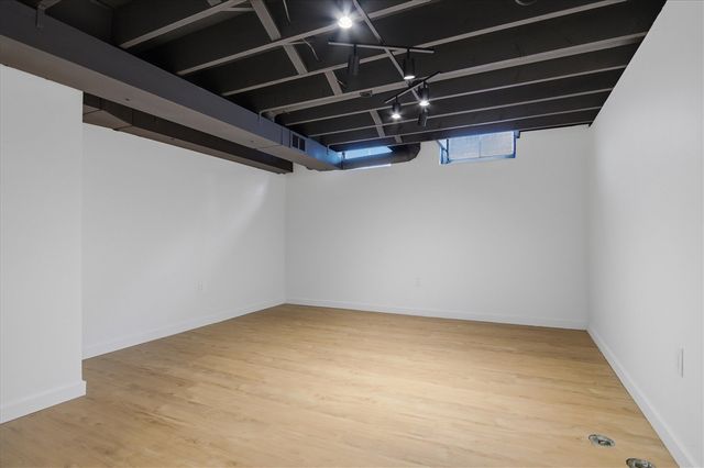 1510 Barnard Road, Ann Arbor, MI 48103