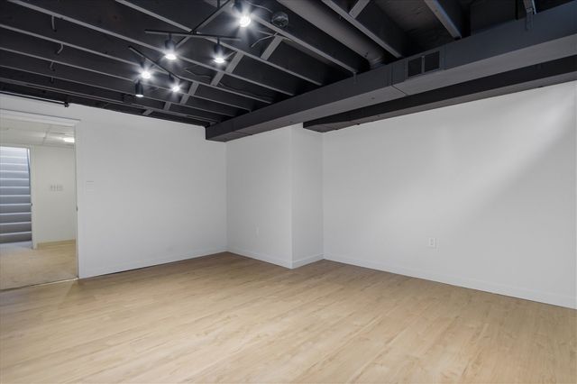 1510 Barnard Road, Ann Arbor, MI 48103