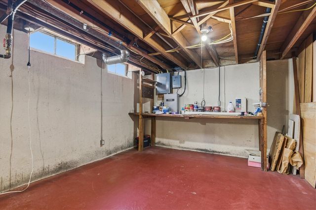 1510 Barnard Road, Ann Arbor, MI 48103