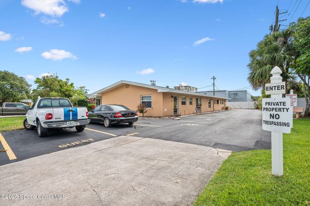 714 Catalina Road, 15, Cocoa Beach, FL 32931