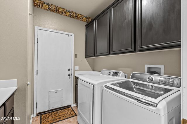 39926 Meadowcrest Way, Palmdale, CA 93551