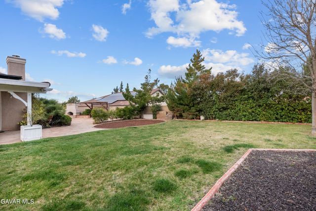 39926 Meadowcrest Way, Palmdale, CA 93551