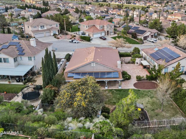 39926 Meadowcrest Way, Palmdale, CA 93551
