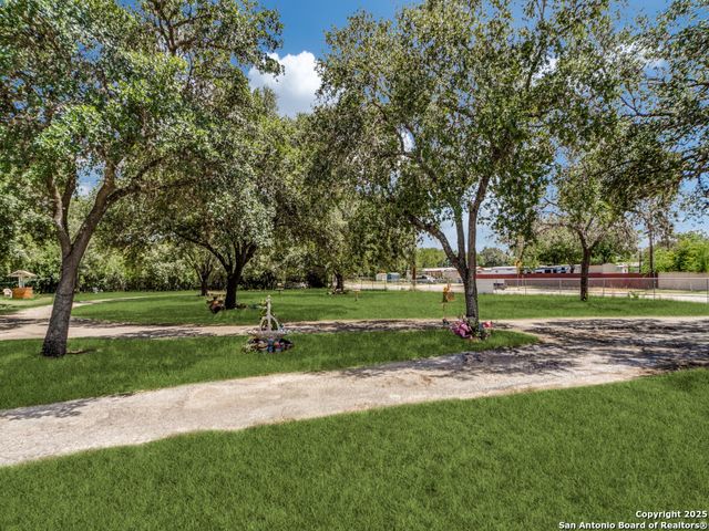 8245 Eckhert, San Antonio, TX 78240