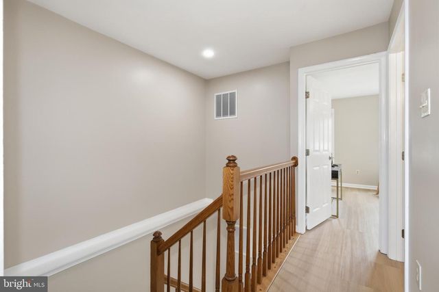 9 BRANTWOOD CT, Nottingham, MD 21236