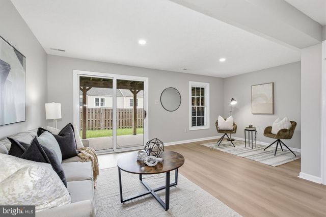 9 BRANTWOOD CT, Nottingham, MD 21236