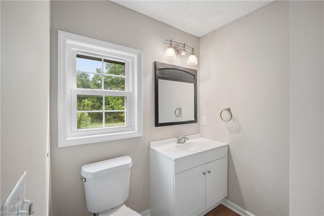 281 Welcome Arcadia Road, Lexington, NC 27295