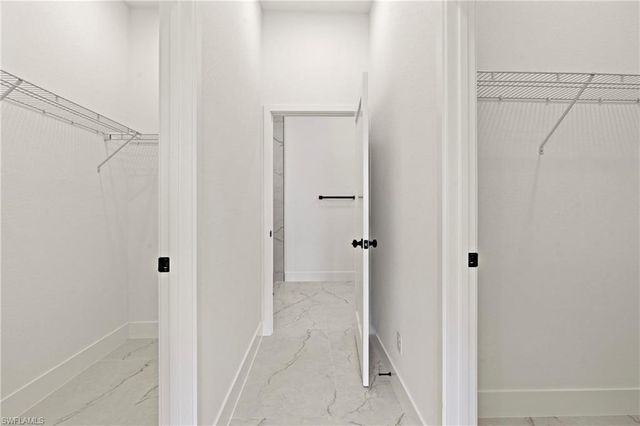 538 Lone Star LN, Lehigh Acres, FL 33974