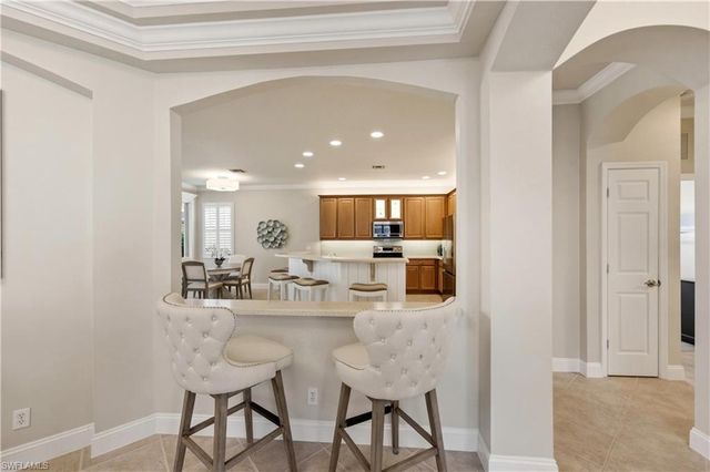 5686 Lago Villaggio WAY, Naples, FL 34104