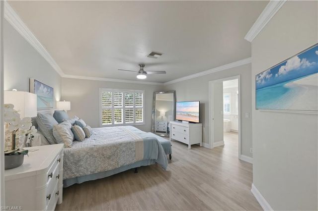 5686 Lago Villaggio WAY, Naples, FL 34104