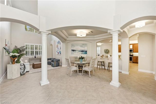 5686 Lago Villaggio WAY, Naples, FL 34104