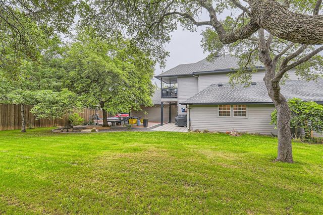 903 Lipan TRL, Austin, TX 78733