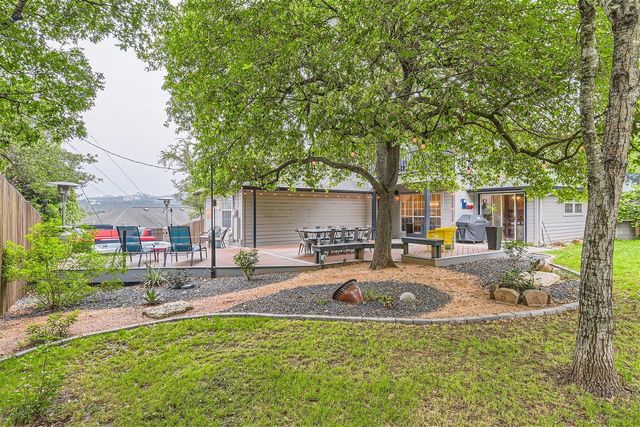 903 Lipan TRL, Austin, TX 78733
