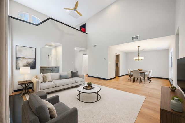 903 Lipan TRL, Austin, TX 78733