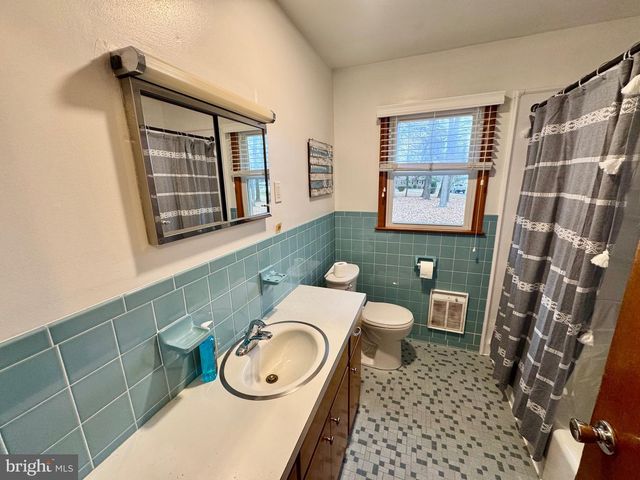 213 CLEVENGER RD, Grasonville, MD 21638