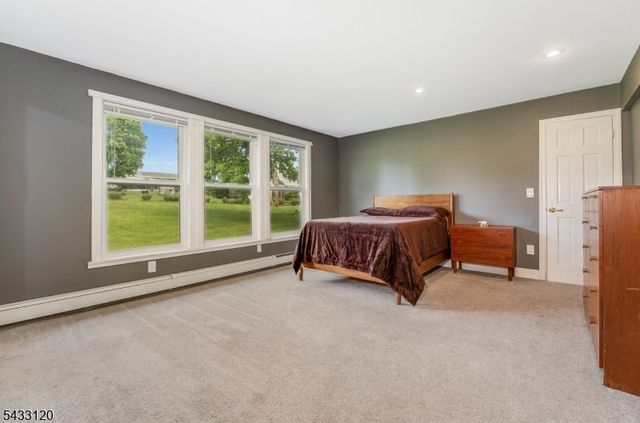 13 MAPLE AVENUE, Frenchtown Boro, NJ 08825