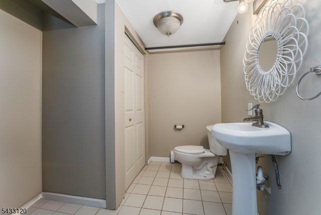 13 MAPLE AVENUE, Frenchtown Boro, NJ 08825