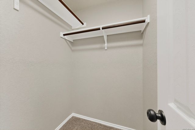 819 Six Iron, San Antonio, TX 78221