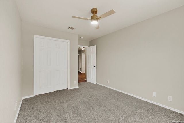 819 Six Iron, San Antonio, TX 78221