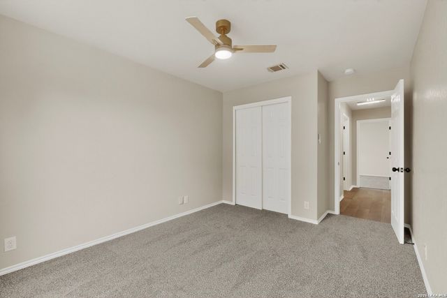 819 Six Iron, San Antonio, TX 78221