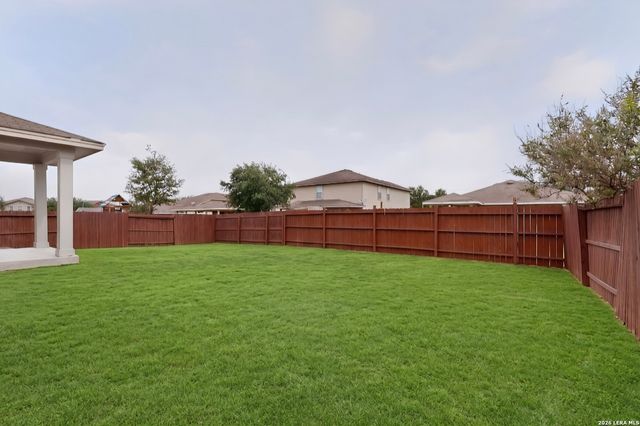 819 Six Iron, San Antonio, TX 78221
