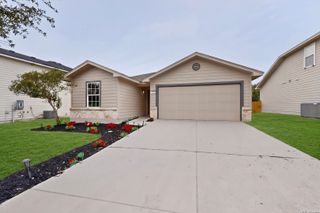 819 Six Iron, San Antonio, TX 78221