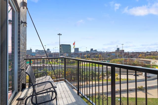 650 N Morgan Street 605, Chicago, IL 60642