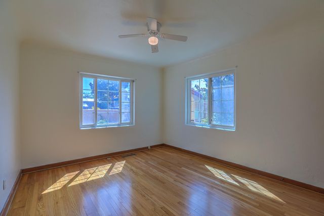 319 Richmond Drive SE, Albuquerque, NM 87106
