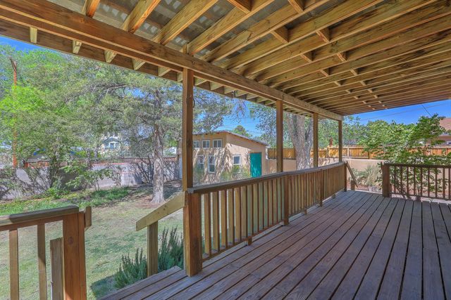 319 Richmond Drive SE, Albuquerque, NM 87106