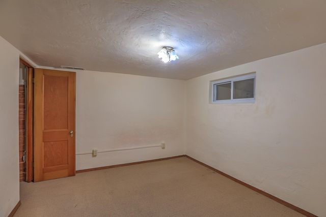319 Richmond Drive SE, Albuquerque, NM 87106
