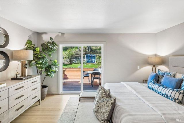 15 Underhill Rd, Mill Valley, CA 94941