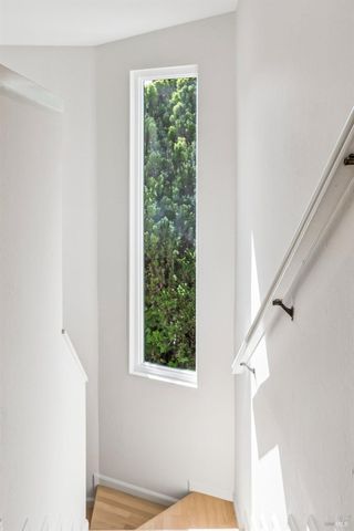 15 Underhill Rd, Mill Valley, CA 94941