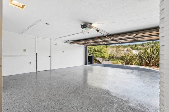 15 Underhill Rd, Mill Valley, CA 94941