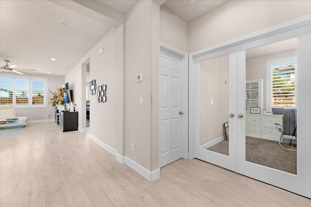 3833 Hannah Lane, Clovis, CA 93619