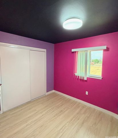 94-220 Waipahu Street, Waipahu, HI 96797