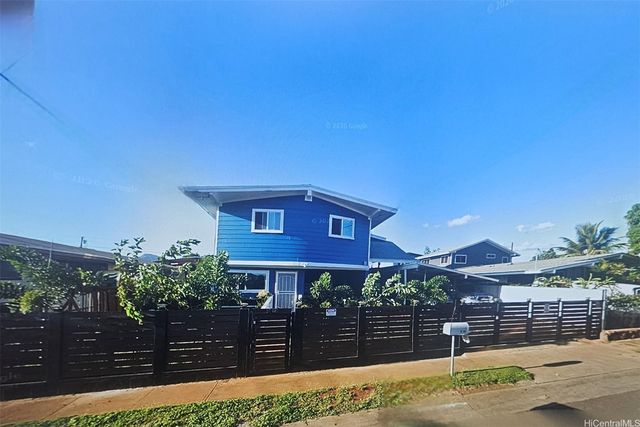 94-220 Waipahu Street, Waipahu, HI 96797