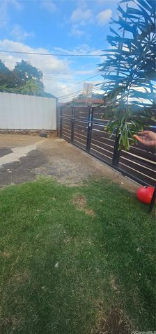 94-220 Waipahu Street, Waipahu, HI 96797