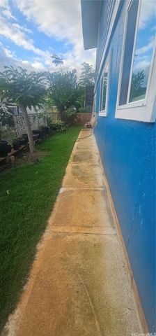 94-220 Waipahu Street, Waipahu, HI 96797