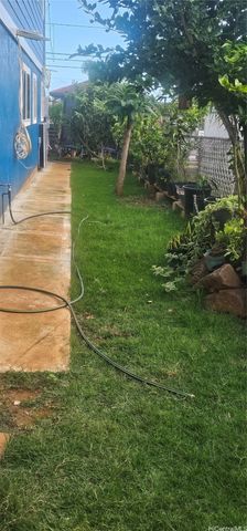 94-220 Waipahu Street, Waipahu, HI 96797