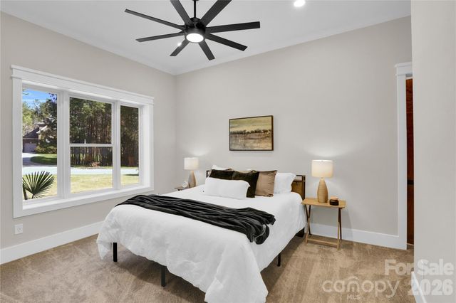 220 Palm Cove Way, York, SC 29745