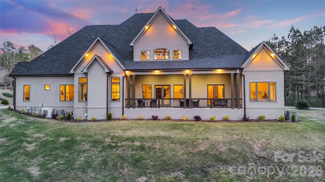 220 Palm Cove Way, York, SC 29745