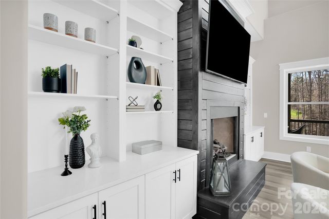 220 Palm Cove Way, York, SC 29745