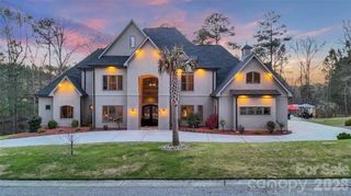 220 Palm Cove Way, York, SC 29745