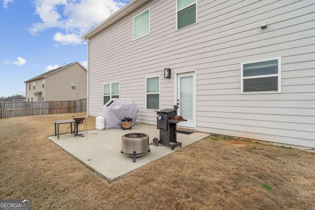 512 Adare Parkway, Adairsville, GA 30103